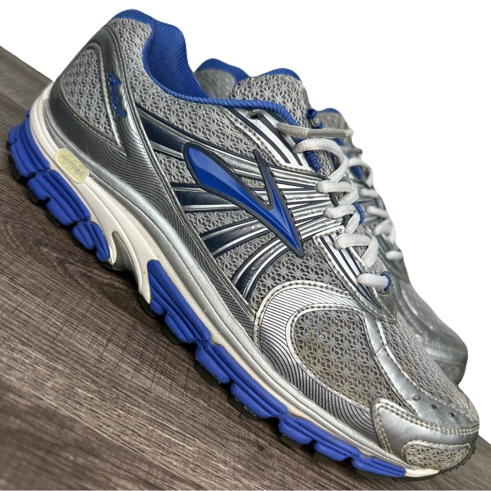 Rare Brooks Ariel 1 Running Shoes